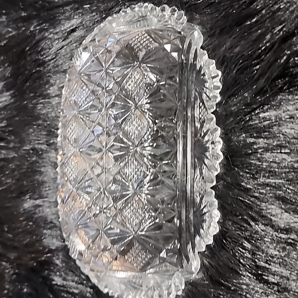 VINTAGE  CRYSTAL  CANDY DISH. 🍬 - Picture 2 of 7